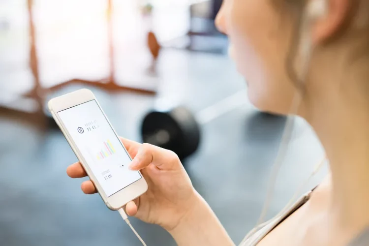7 Mobile Fitness Apps You Should Try This Summer