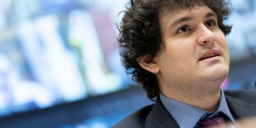 FTX closes in on a deal to buy embattled crypto lender BlockFi for $25 million in a fire sale