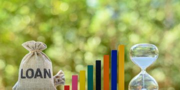 Top 10 Tips for Recent Graduates Paying Off Student Loans 