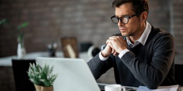 4 Essential Skills You Need to Become a Successful Doctor of Business Administration (DBA) Student