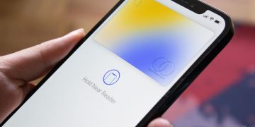 Apple’s getting sued for having a monopoly on the iPhone’s tap-to-pay