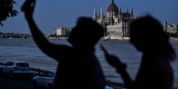 Ask Help Desk: How to use your phone while traveling abroad