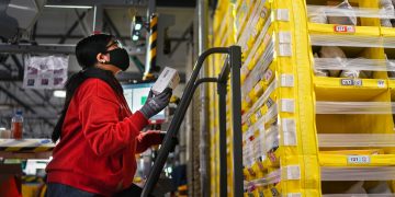 Big Tech Is Proving Resilient as the Economy Cools