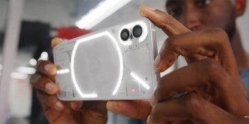 Canadians dodged disappointment with Nothing Phone (1)