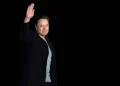 Elon Musk is pulling out his deal to buy Twitter