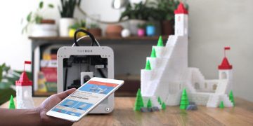 Get your kids unlimited toys this 4th of July with this discounted 3D printer
