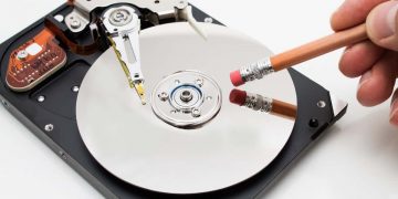 How to Erase and Format a Drive in Windows