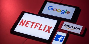 Investor delivers new tech ‘bubble’ warning