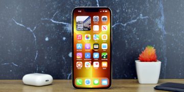 TikTok is going bonkers over this brilliant iPhone camera trick