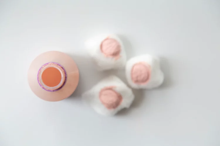 TikTok trend of calamine lotion as makeup primer draws dermatologist concern
