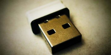 7 Best USB Bluetooth Adapters/Dongles for Windows PC