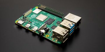 Can You Build Your Own Personal Computer with a Raspberry Pi?