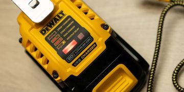 DeWalt USB-C Charging Kit review: your power tool battery can charge gadgets now