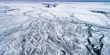 Deep learning can almost perfectly predict how ice forms