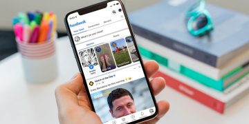 Cover image for how much data does facebook use article