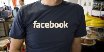 Follow the story of Facebook’s evolving News Feed on the fifth episode of Land of the Giants: The Facebook / Meta Disruption