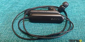 Sony WI-C100 Review Lead image