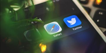 How to Bookmark a Website on iPhone