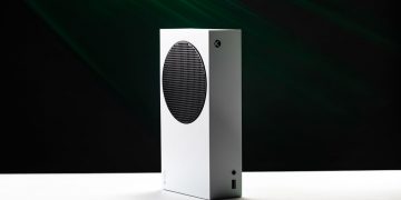 Microsoft finally admits Xbox One sales were less than half of the PS4