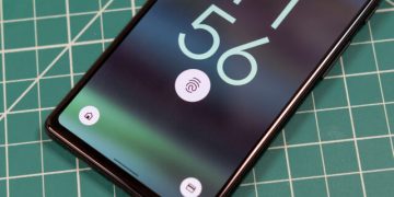 The Pixel 6a's OLED Screen Can Be Modded to Run at 90Hz