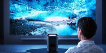 This Insanely Bright Portable Laser Projector Lets You Watch Movies Anywhere, In Any Light￼