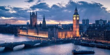 UK mobile and broadband carriers face fines of $117K/day, or 10% of sales, if they fail to follow new cybersecurity rules – TechCrunch