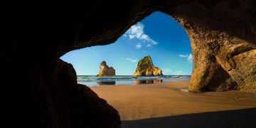 Windows Spotlight Not Working in Windows? 8 Ways to Fix