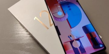 Xiaomi Mi 12 Hands-On Review - Lots to Like