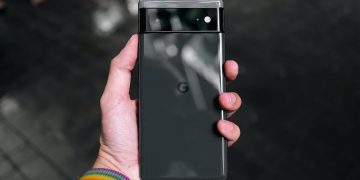 You can mod the Google Pixel 6a and bump the refresh rate up to 90Hz