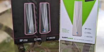 ARRIS W6B SURFboard THRUSTER Gaming Acceleration Kit vs ARRIS W6U