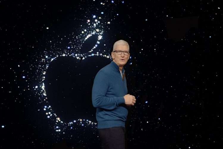 Apple, Tim Cook, IT, leadership, sexism, tech