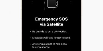 Emergency SOS via Satellite mode on iPhone 14.