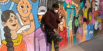 Apple says it will make some of its iPhone 14 in India | Business and Economy News