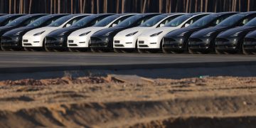 Electric vehicle (EV) sales set to hit an all-time high in 2022, IEA says