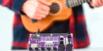 GeekDad Daily Deal: Synthia DIY Digital Music Sampler