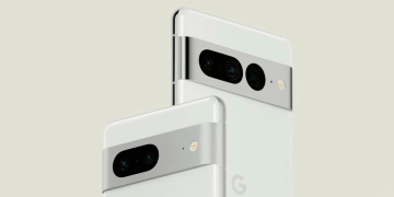 The Pixel 7 and Pixel 7 Pro in white.