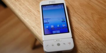 T Mobile G1 with Android 1