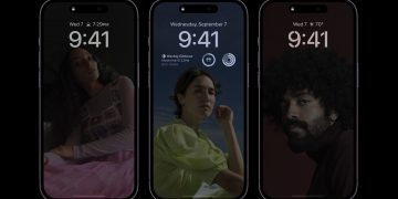 How to enable iPhone 14 Pro's secret black-and-white always-on display mode