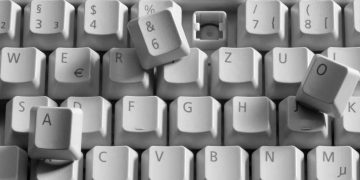 Keyboard Keeps Disconnecting in Windows? 11 Ways to Fix