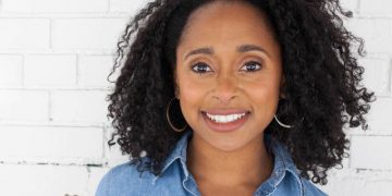 Meet the ecologist going wild to study large carnivores