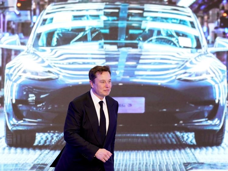 Musk accuses SEC of unlawfully muzzling him | Business and Economy News
