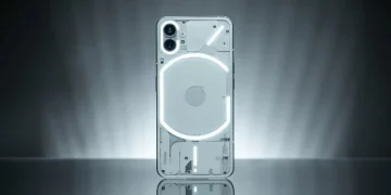 Nothing Phone 1 crosses the 1 lakh sales mark in India, emerges as the best-selling phone in its category