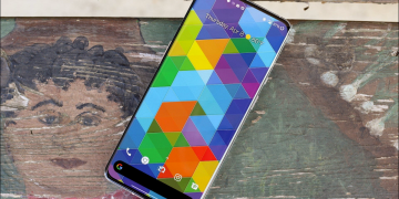 Photo of a OnePlus 9 Pro 5G smartphone