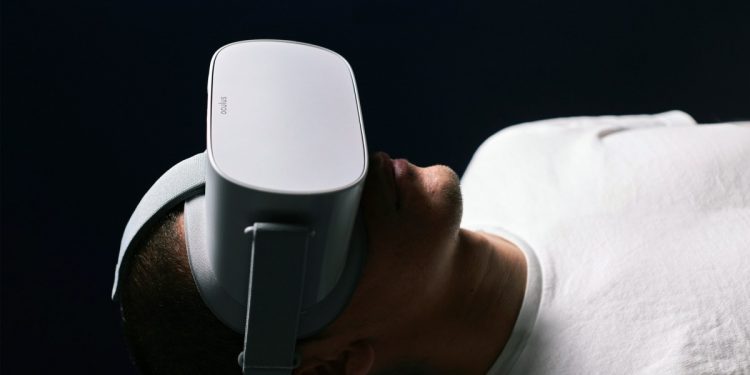 Patients immersed in virtual reality during surgery may require less anesthetic