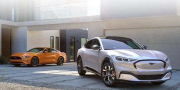 Pedestrians could soon alert Ford drivers with a mobile app