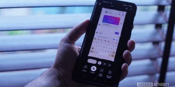 OnePlus auto pixelate screenshot