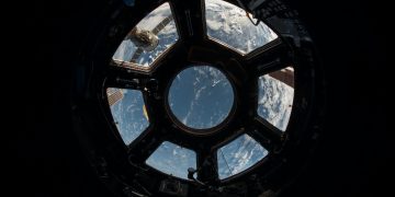 The Space-X And T-Mobile Deal Will Expand Coverage