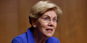 US Lawmakers Push Tech Firms on Abortion Benefits for Gig Workers