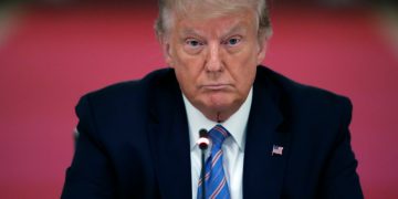 US judge pauses review of documents seized from Trump’s home | Donald Trump News