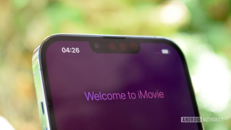 Apple iPhone 13 Pro Max Face ID cameras notch